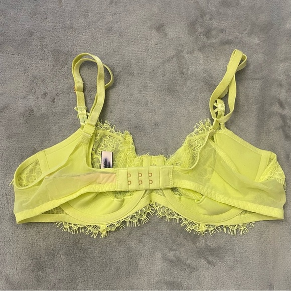 New! Victoria’s Secret Unlined Balcony Lightly Lined Lace Demi Bra 10350 - Picture 7 of 8